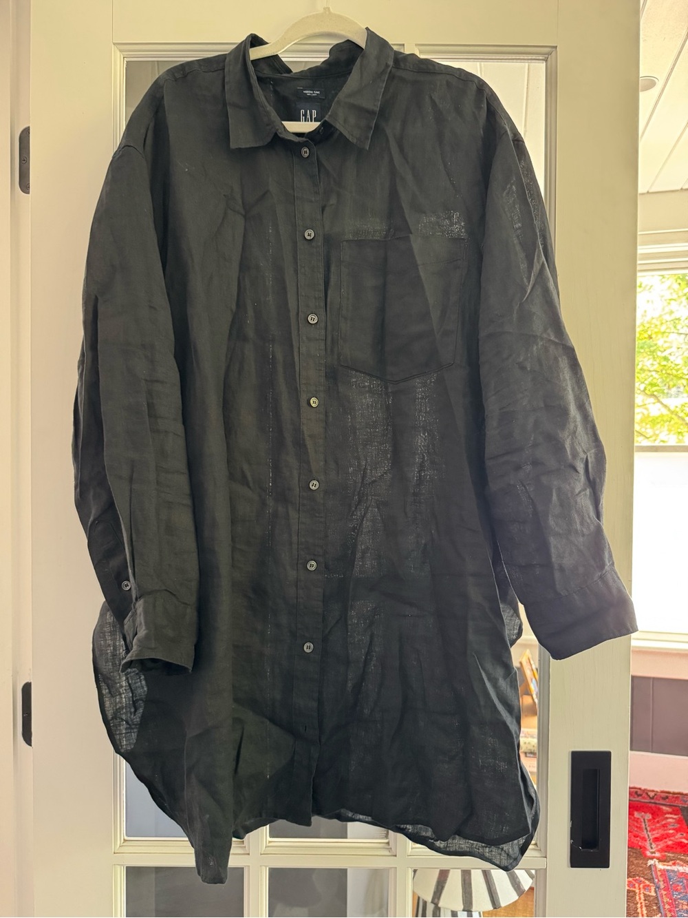 GAP Weekend Tunic - 100% Linen - Black Women's Lightweight Button-Up Tunic